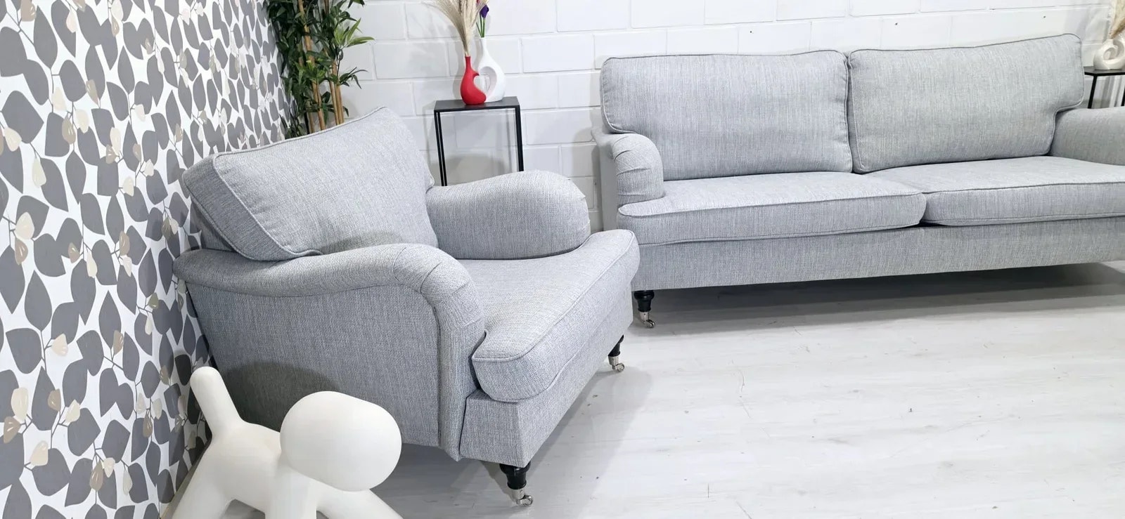 (A12)HOWARD SOHVARYHMÄ 3+2+1 AJATON KLASSIKKO ilmainen kuljetus, free delivery.