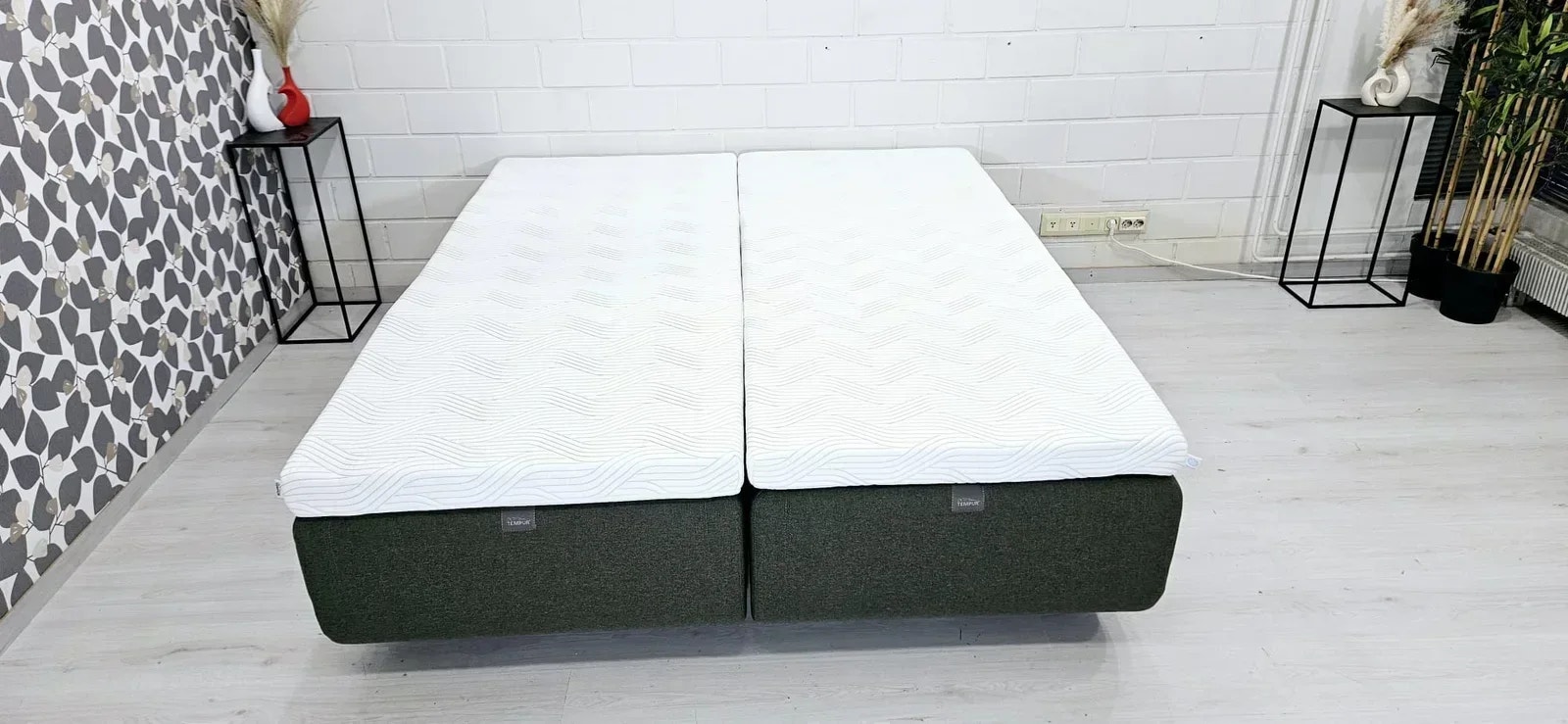 (T13) TEMPUR North runkopatjasänky, ilmainen kuljetus, free delivery.