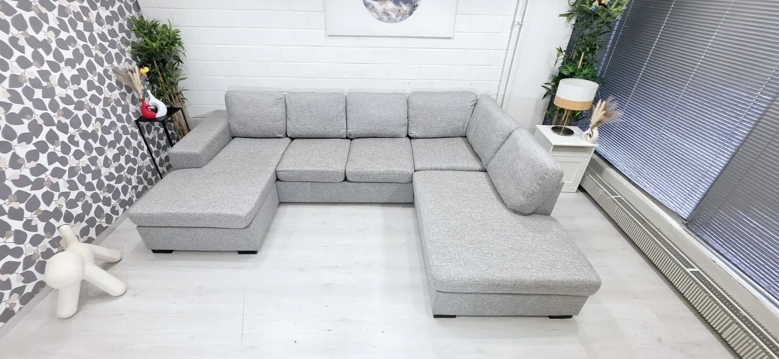 (A5) U-Malli sohva , ilmainen kuljetus, free delivery.