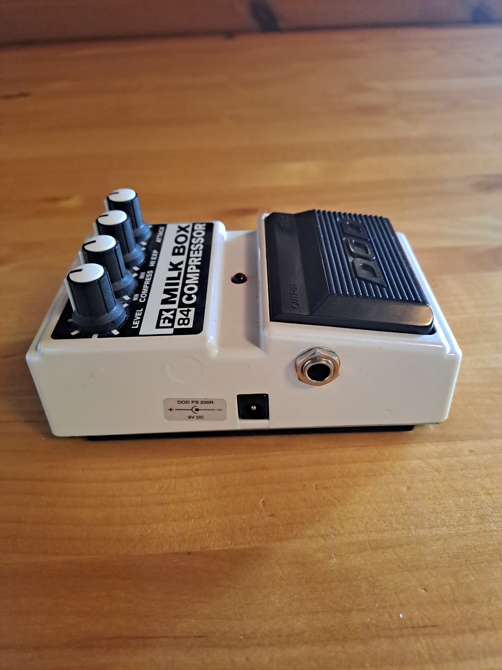 DOD FX84 Milk Box Compressor -kitarakompressori | Tori