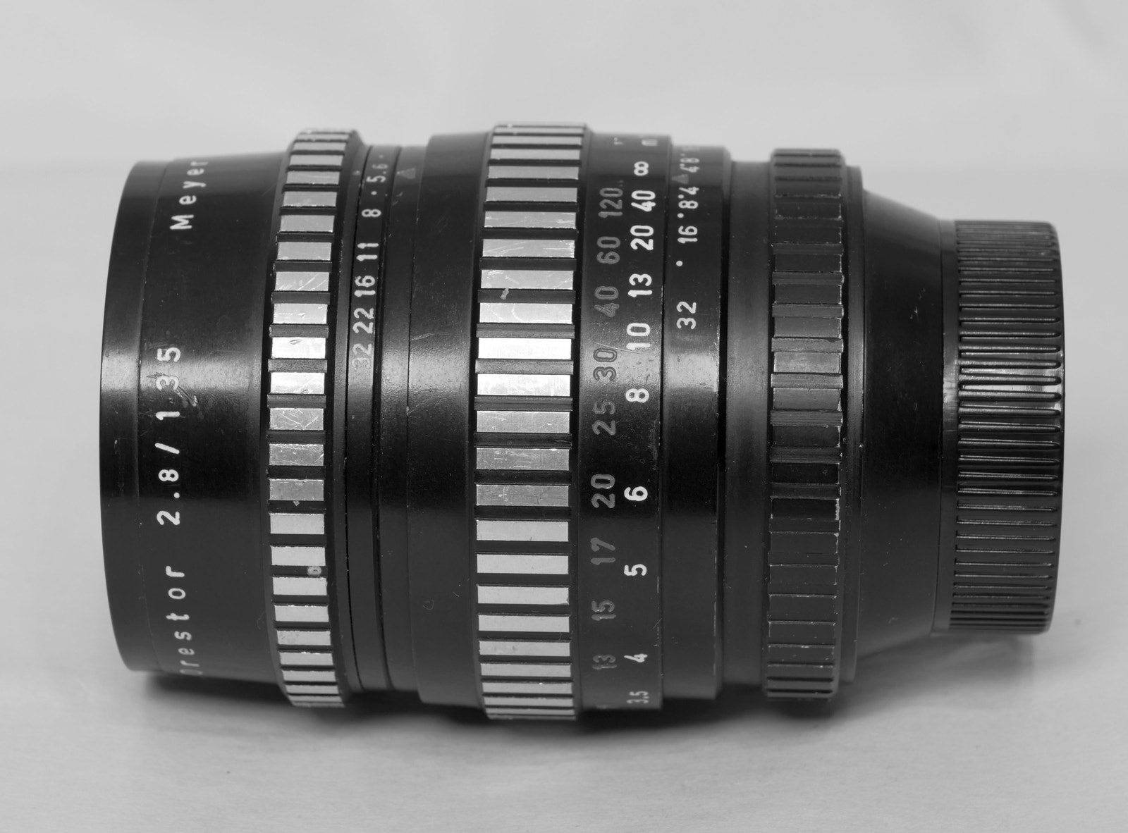 Meyer-Optic Görlitz Orestor 135mm f2.8 - M42 | Tori
