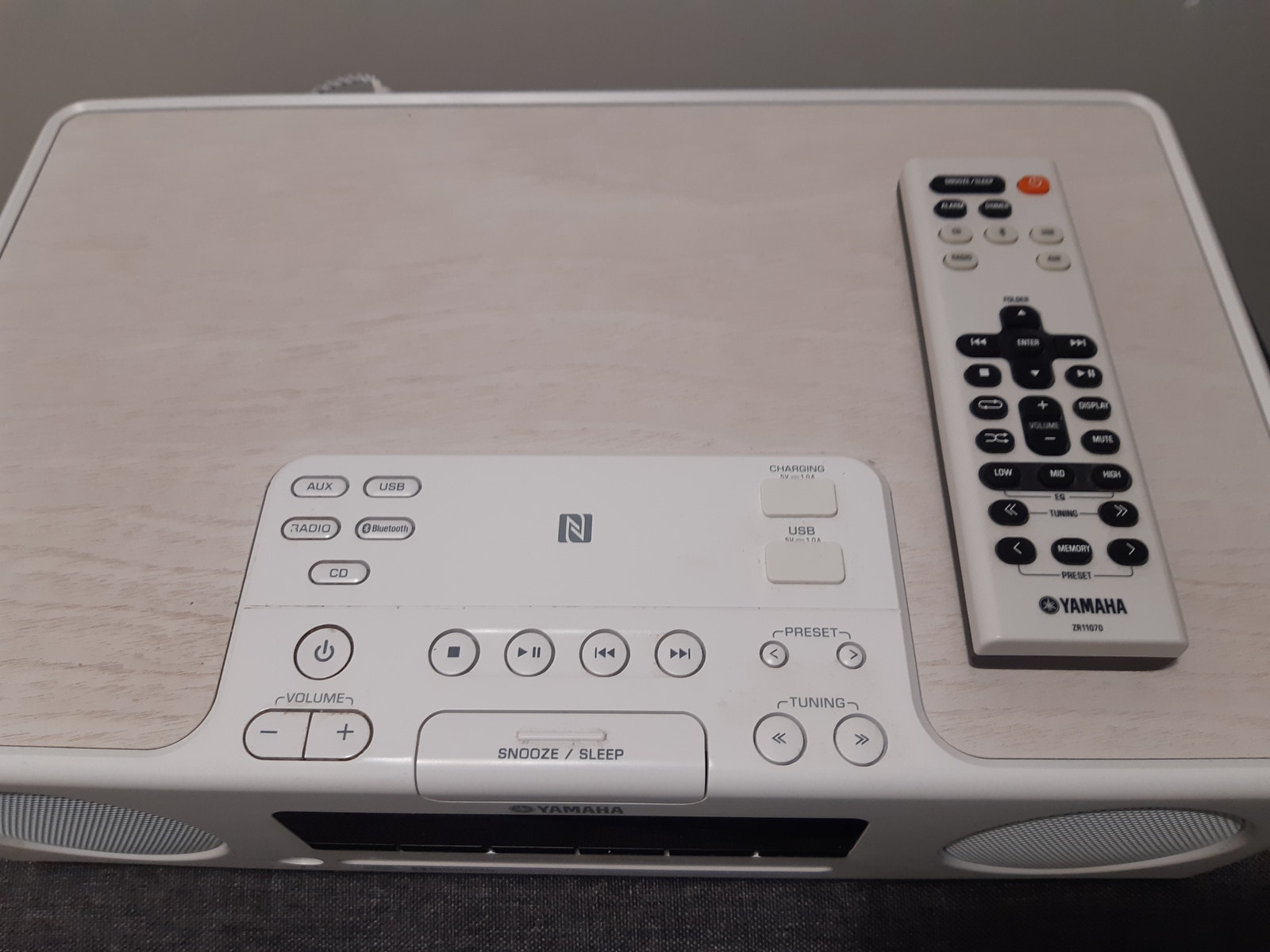 Yamaha TSX-B235 CD-soitin Bluetooth valkoinen | Tori