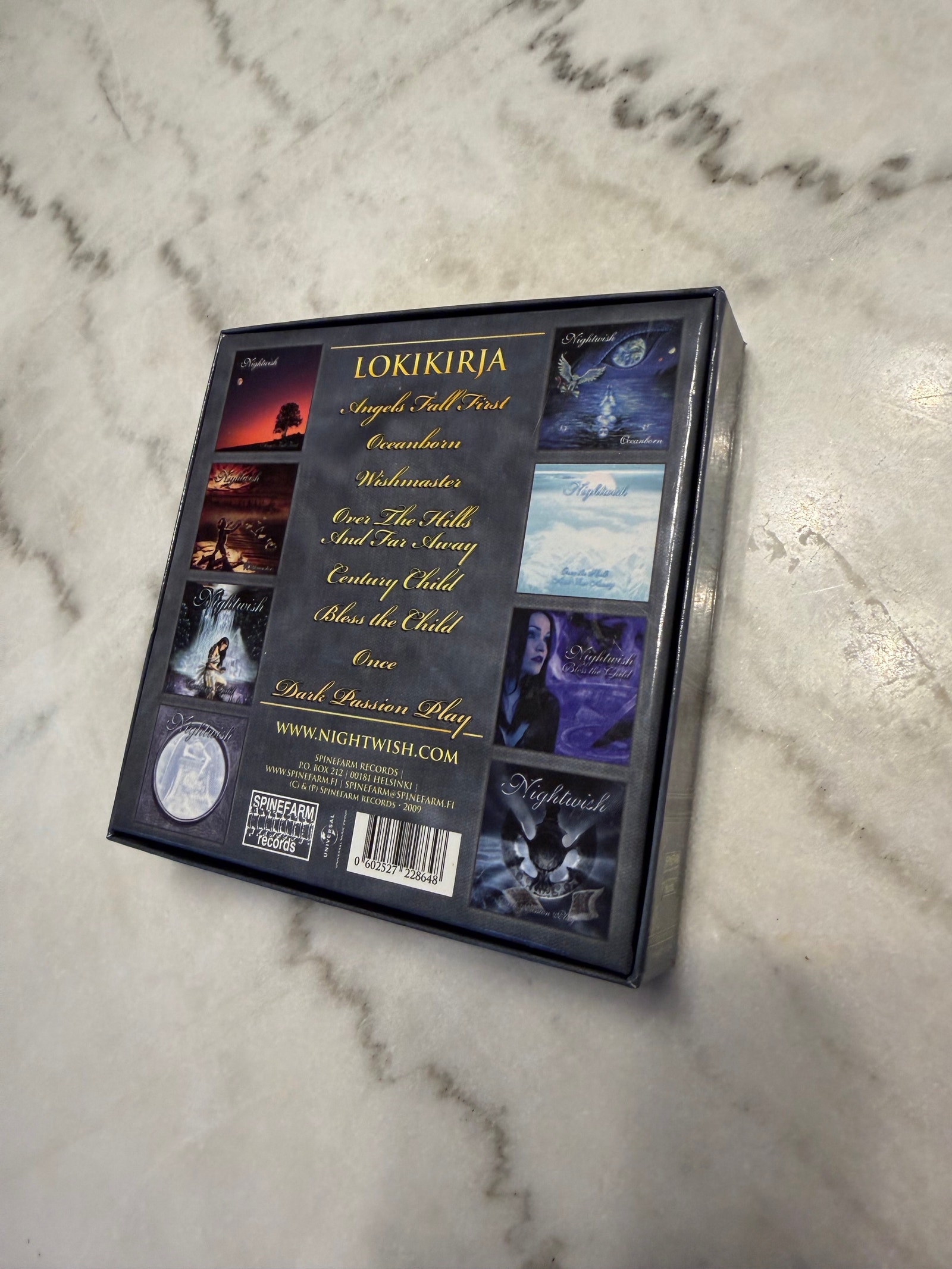 Lokikirja Nightwish CD-boksi | Tori