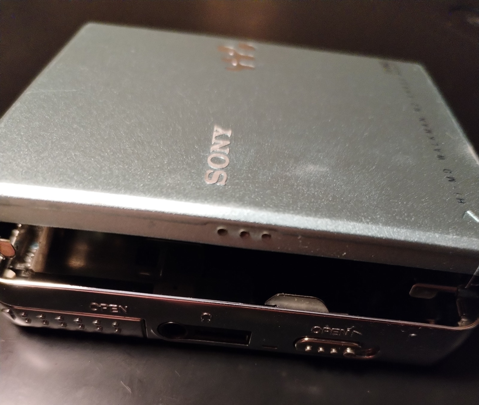 Hi-MD Walkman MZ-EH930 | Tori