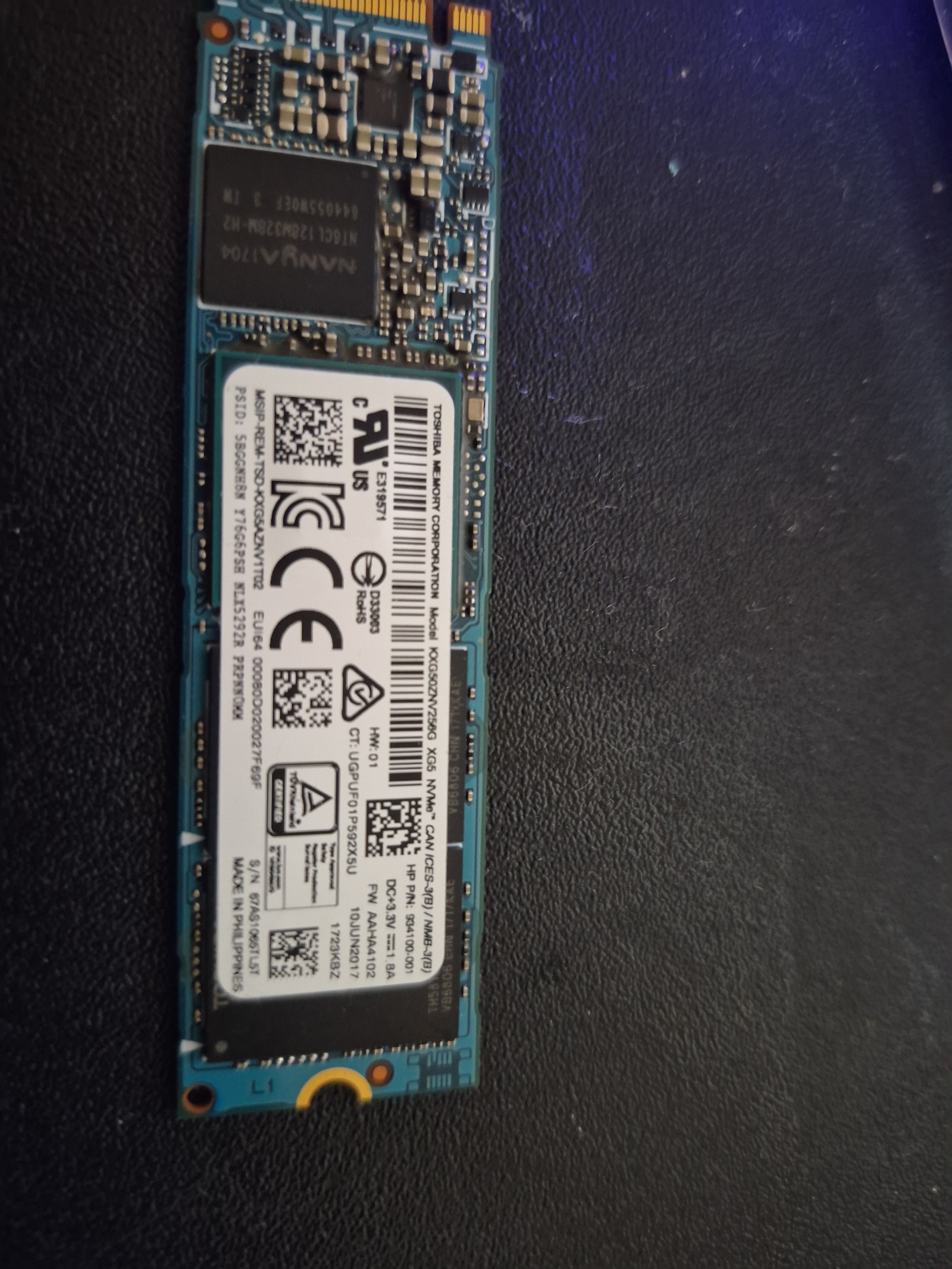Toshiba KXG50ZNV256G M.2 NVMe SSD 256 GB | Tori