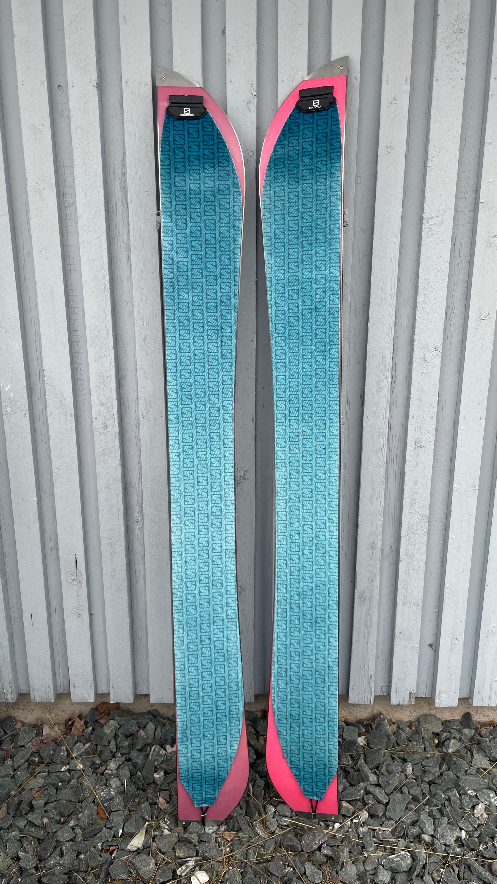 Salomon Pillow Talk splitboard ja nousukarvat | Tori