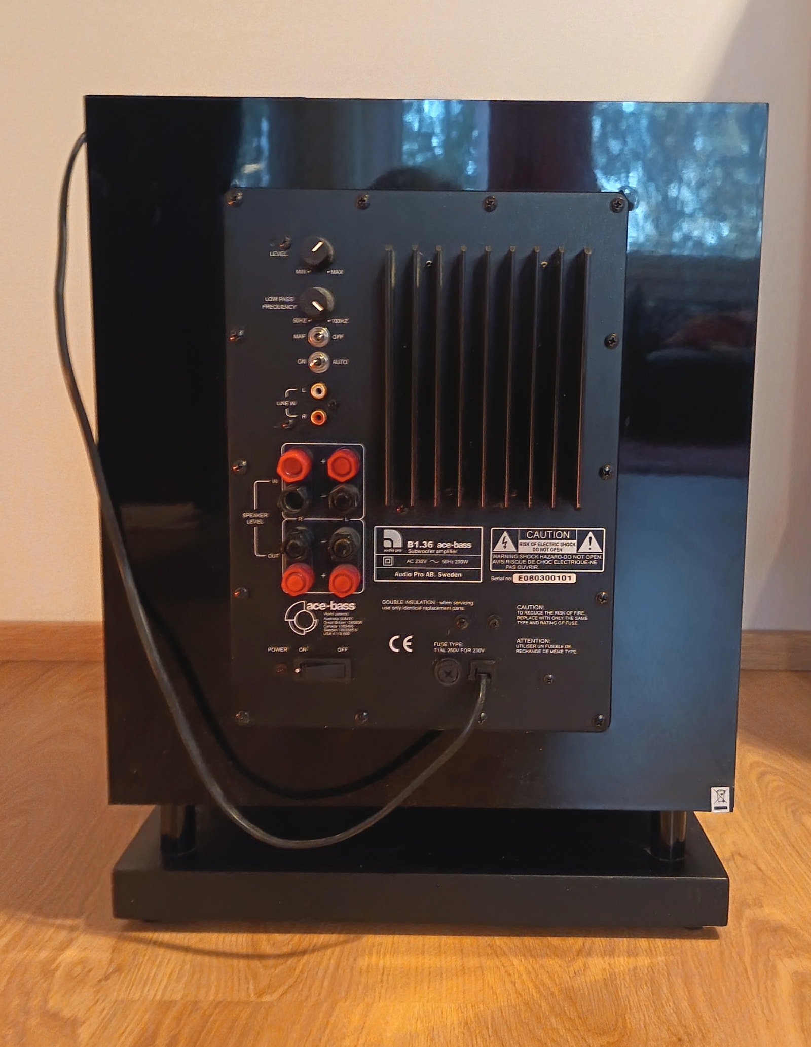 Audio Pro ace-bass B1.36 aktiivisubwoofer (200W / 10