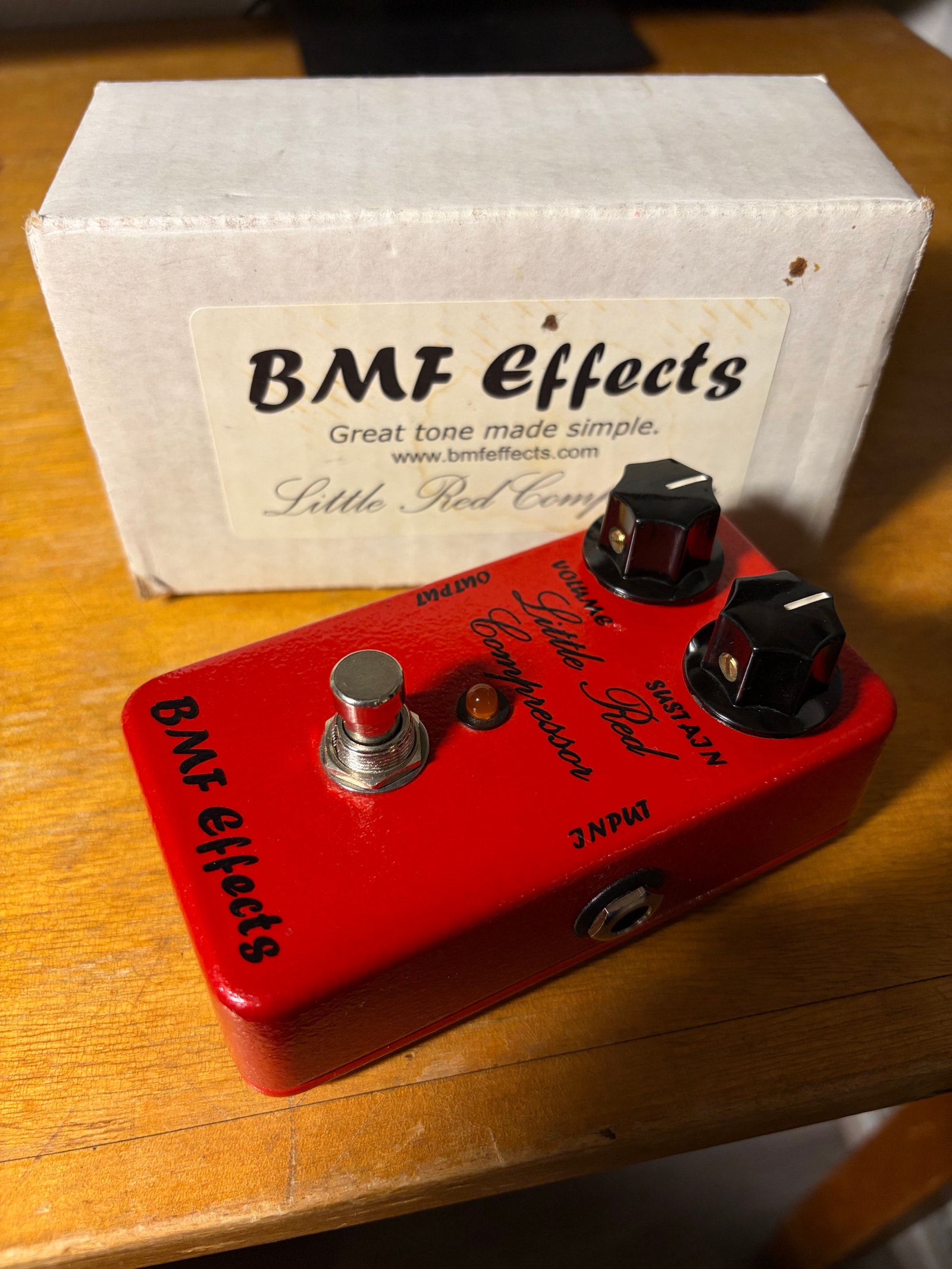 BMF Effects Little Red Compressor kitarakompressori | Tori