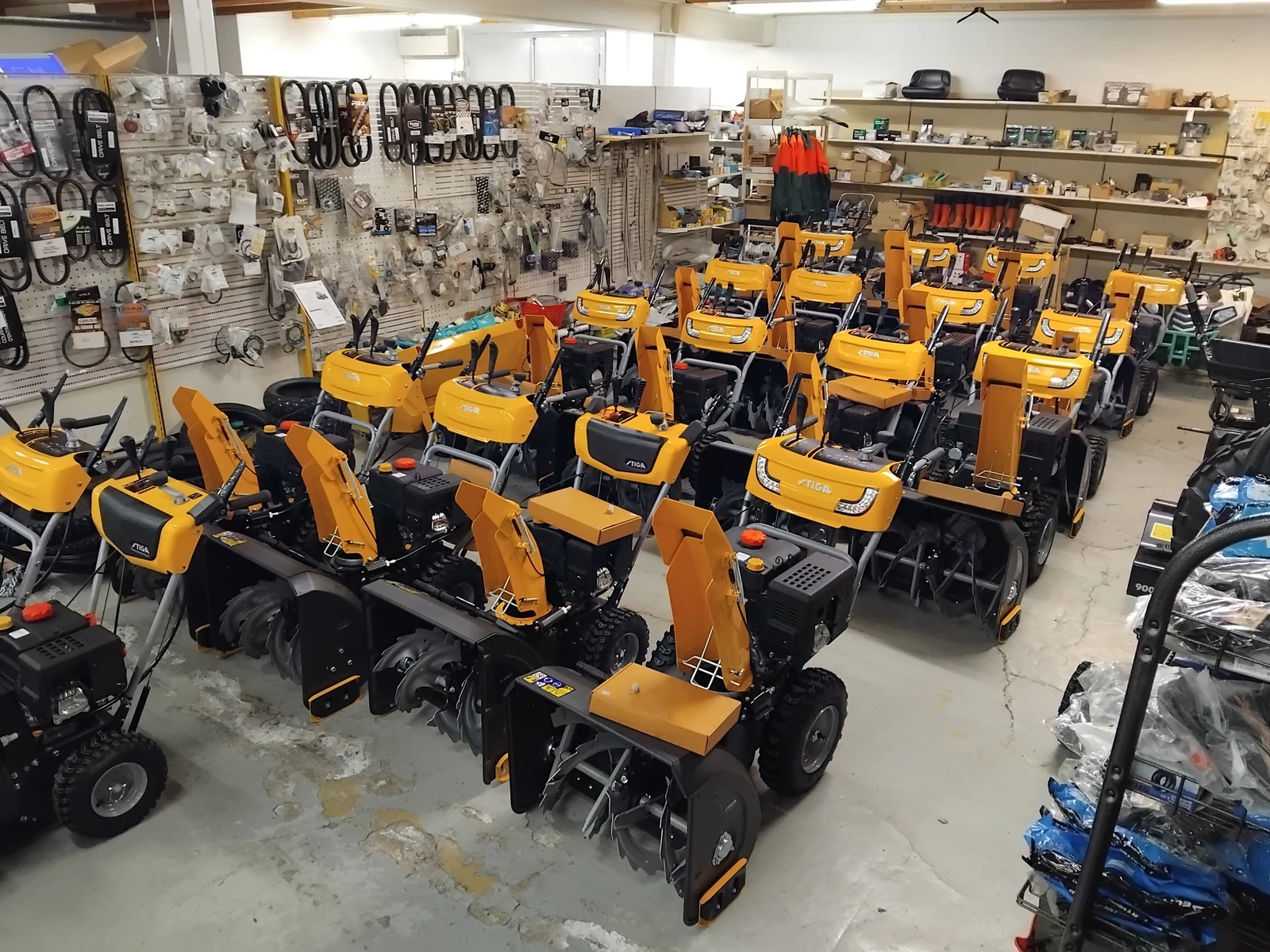 Kaupan Prima-Rauta R. Kamppinen Oy kansikuva