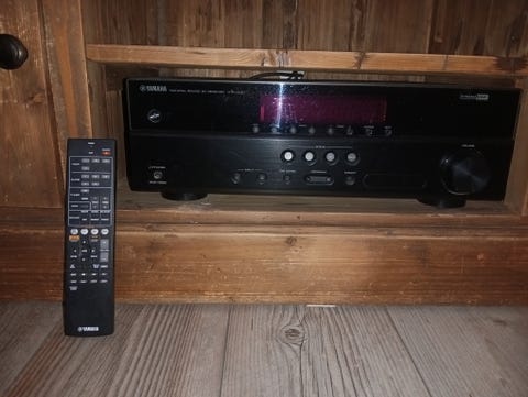 Yamaha HTR-2067 viritinvahvistin  			