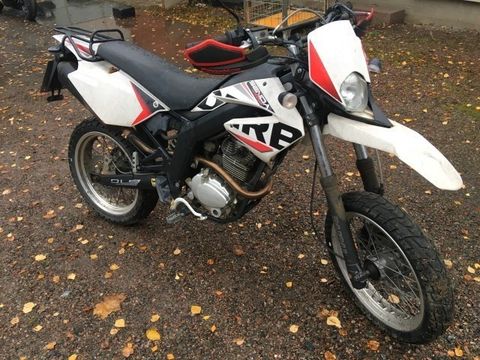 Derbi Senda 125 sm Baja 2012 osia