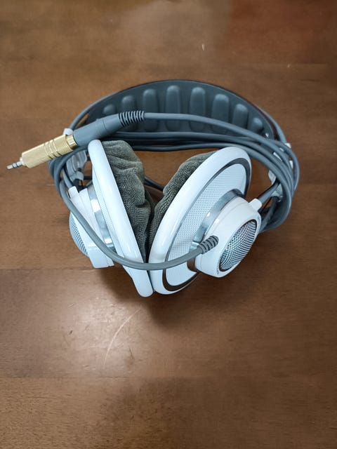 Used akg 701 for Sale | HifiShark.com