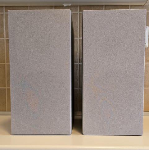Used Amphion Helium 2 Bookshelf speakers for Sale | HifiShark.com