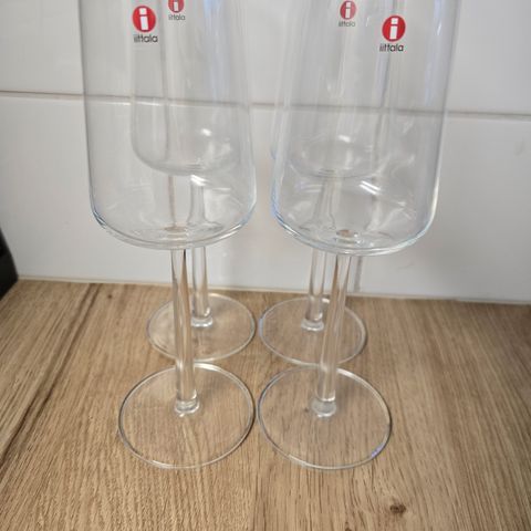 Iittala Essence valkoviinilasit 4 kpl | Tori