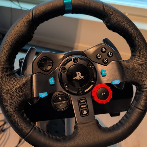 Logitech G29 Ratti ja polkimet Wheel Stand Pro -telineellä | Tori