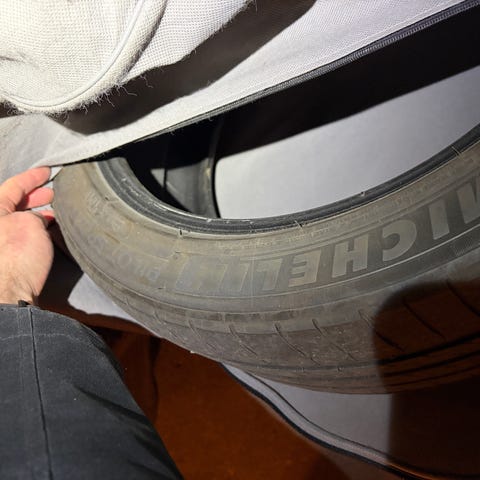 4 kpl 235/45 R18 allseason renkaita | Tori