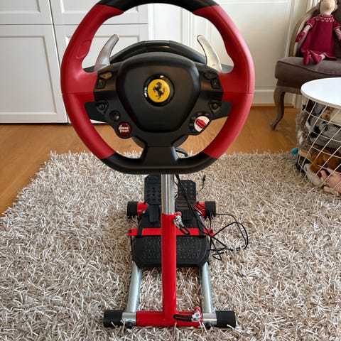 Thrustmaster Ferrari Racing Wheel GT ohjauspyörä ja polkimet | Tori