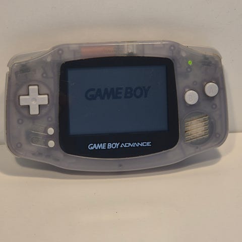 Nintendo Gameboy Advance + 7 peliä | Tori