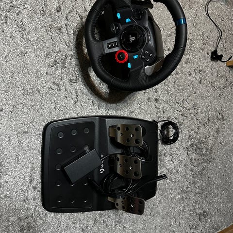 Logitech G29 rattiohjain ja polkimet | Tori