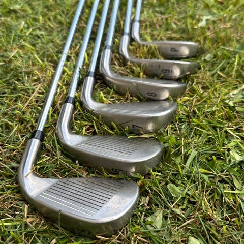 Callaway Mavrik 5-P Stiff rautamailat + wilsonin wedget | Tori