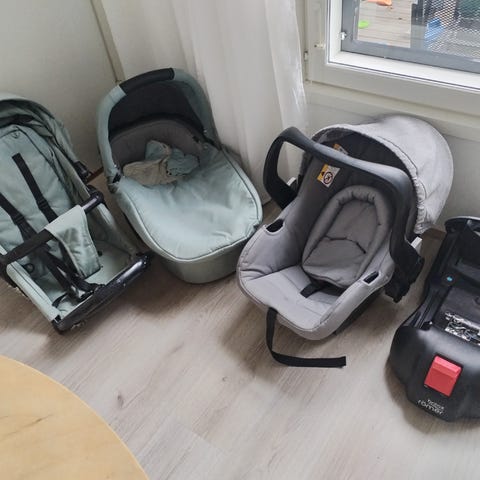 Pram + Carrycot + Car Seat | Tori