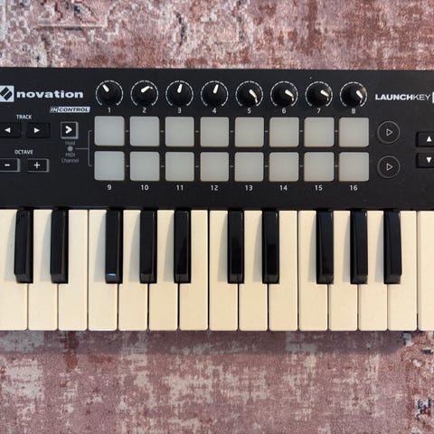Studiologic SL88 Studio -MIDI-koskettimisto + kantolaukku | Tori
