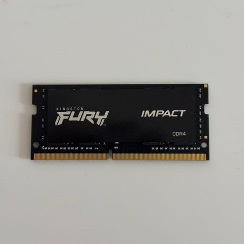 Crucial 32GB (2 x 16GB) DDR4 3200MHz SO-DIMM -muistikitti (Micron-sirut ...