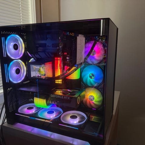RTX 5070 12 GB pelikone | i7-11700 | 16 GB | Takuu | Tori