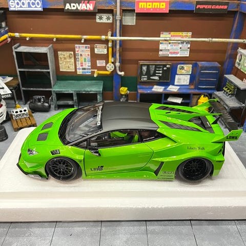 Solido 1:18 - Pienoismalliauto - Signed by Akira Nakai San Porsche RWB ...