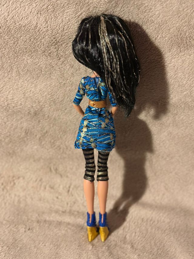 Monster High Cleo De Nile Doll Tori