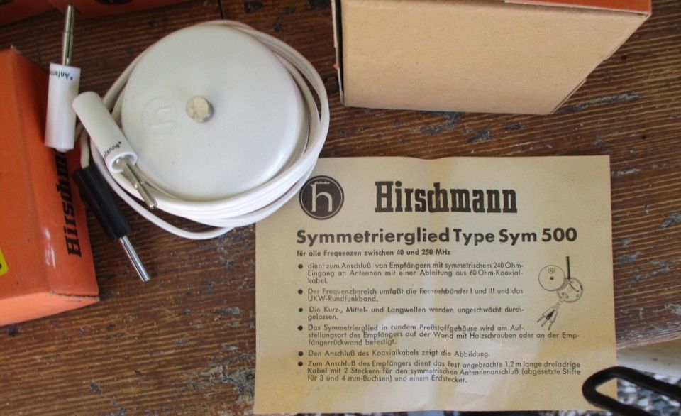 Hirschmann 40 MHz-250 MHz ,SYM 500 ,1960-70 luku