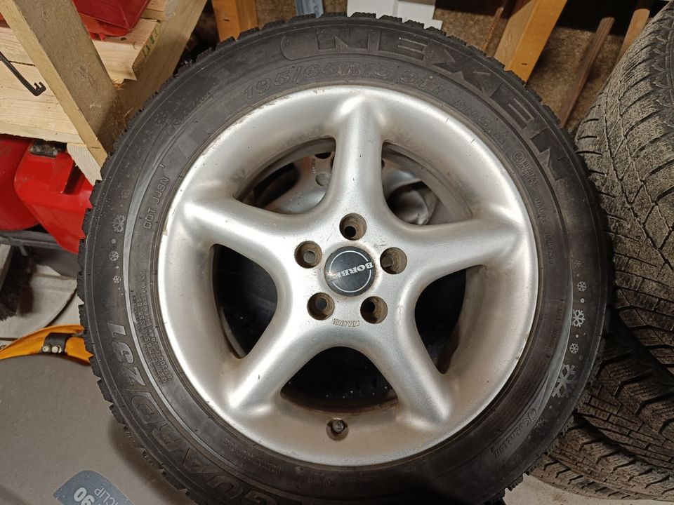 Nastarenkaat 195/65 R15