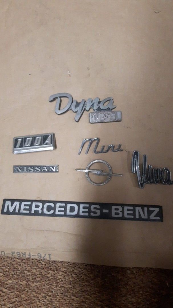 Mercedes, opel, nissan, mini, dyna ja Niva merkkej