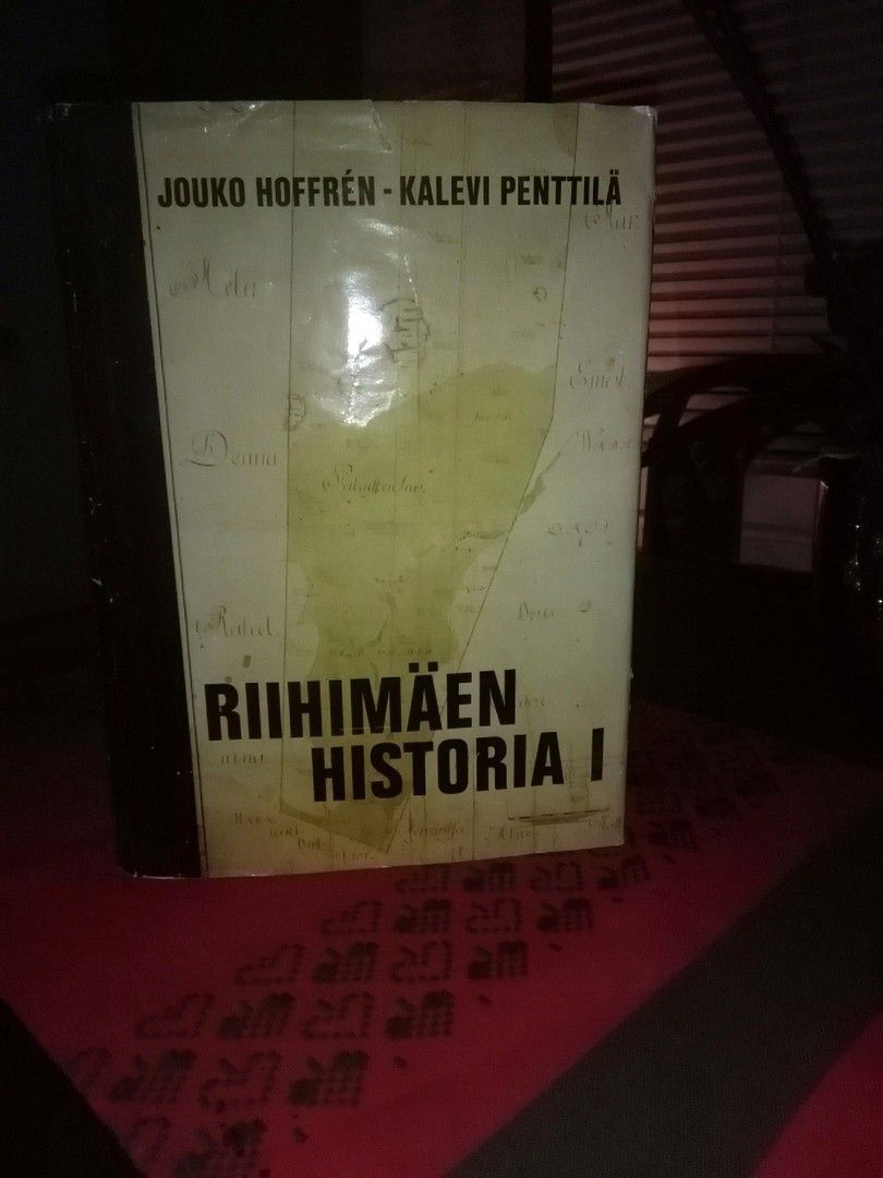 Lahjaksi RIIHIMÄEN historia Hoffren Penttilä