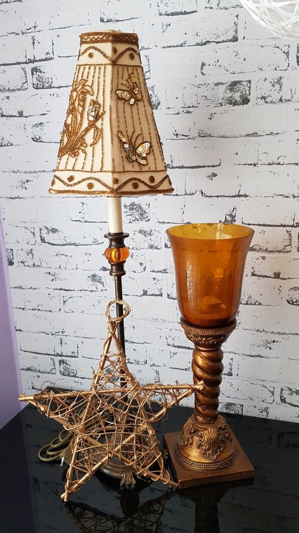 Lamppu, kynttilänjalka ja koristetähti