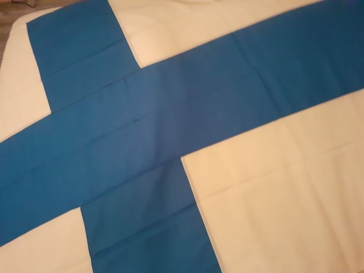 Suomen lippu 9 metrin lipputankoon