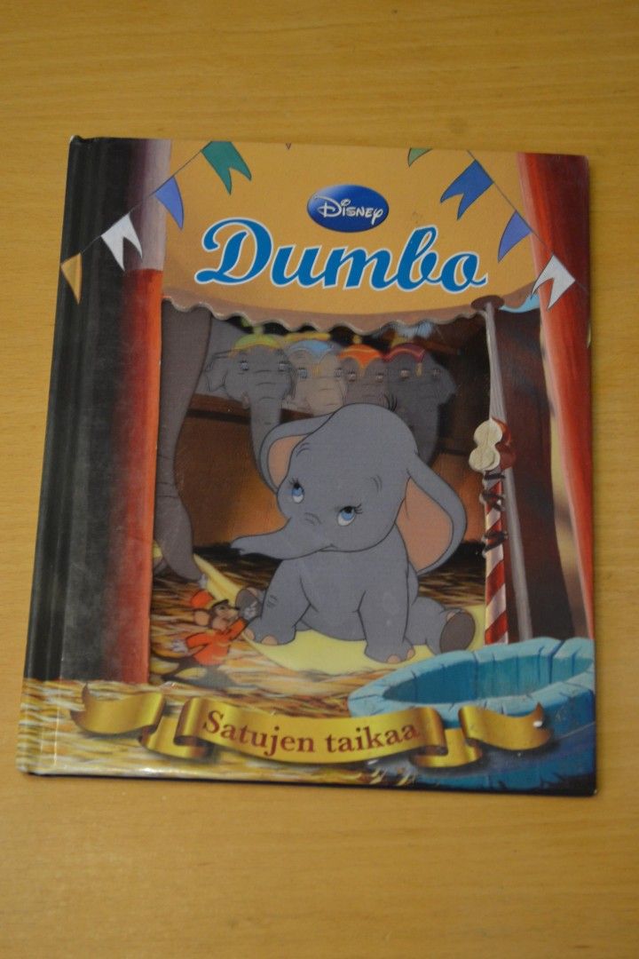 Disney Dumbo Satujen taikaa