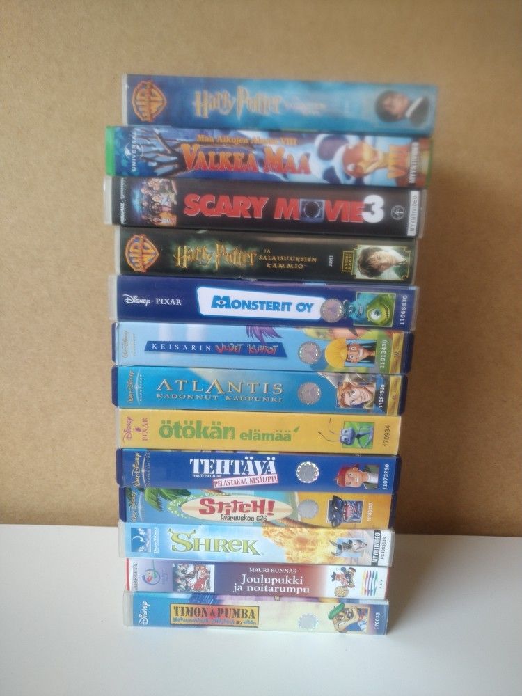 Lasten VHS-videoita