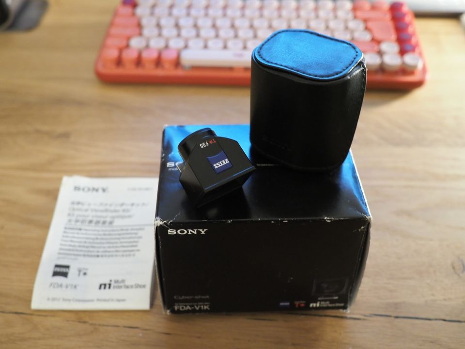 Sony FDA-V1K Optical Viewfinder (FDAV1K.SYH)