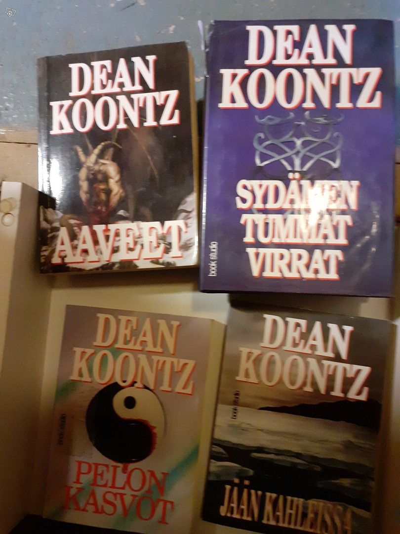 Dean R Koontz kirjoja