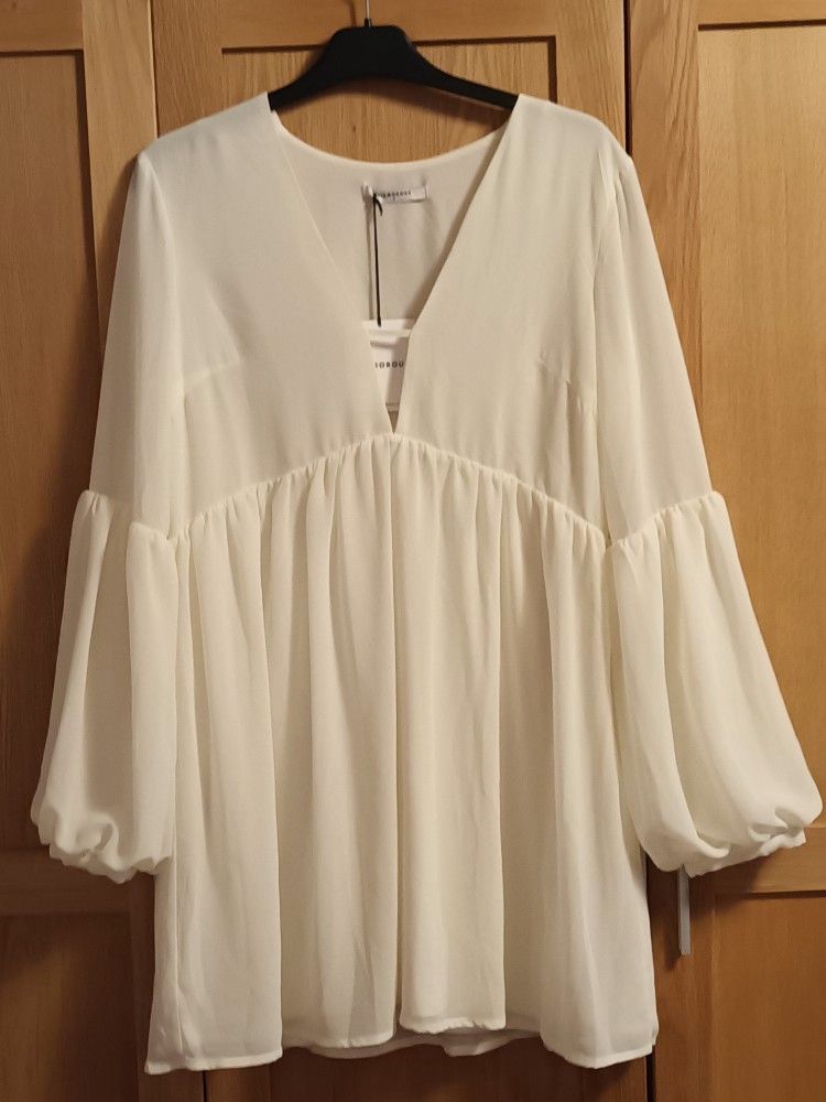 Naisten valkoinen mekko (m)uusi