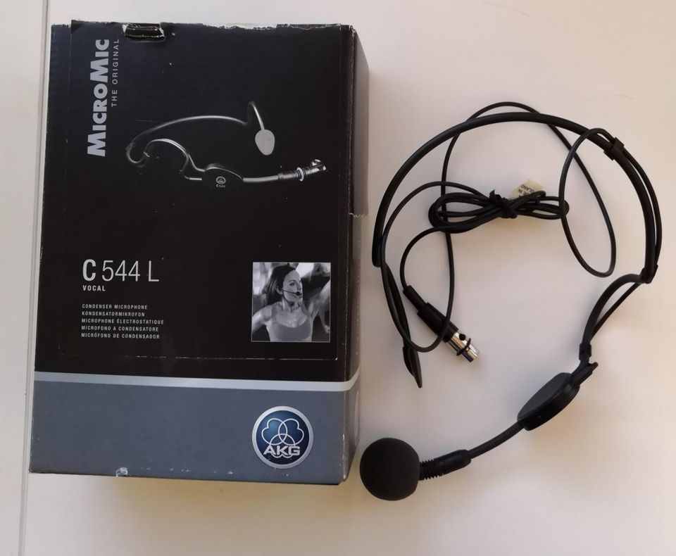 Akg MicroMic pääpantamikrofoni