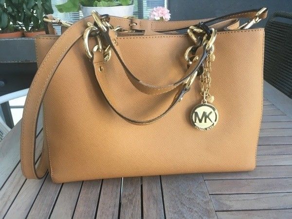 Michael Kors Cynthia satchel laukku, large, uusi