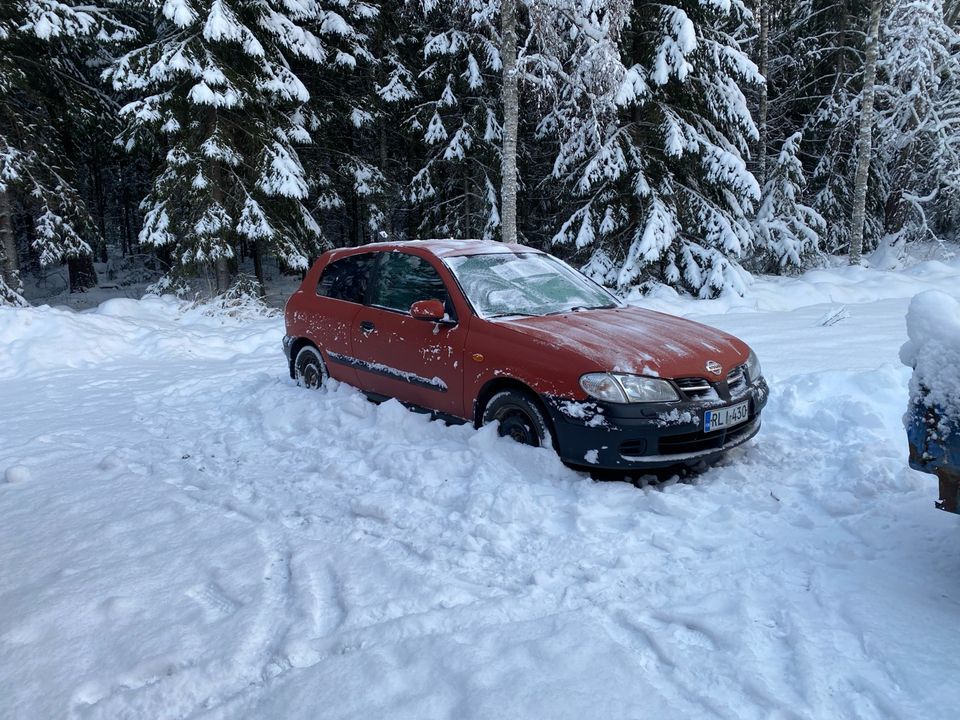 Nissan almera n16 osina