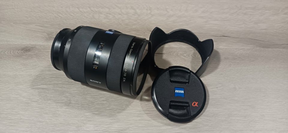 Zeiss Vario-Sonnar T* 24-70mm f2.8 ZA SSM