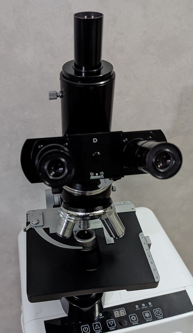 Leitz Wetzlar Laborlux Trinocular mikroskooppi