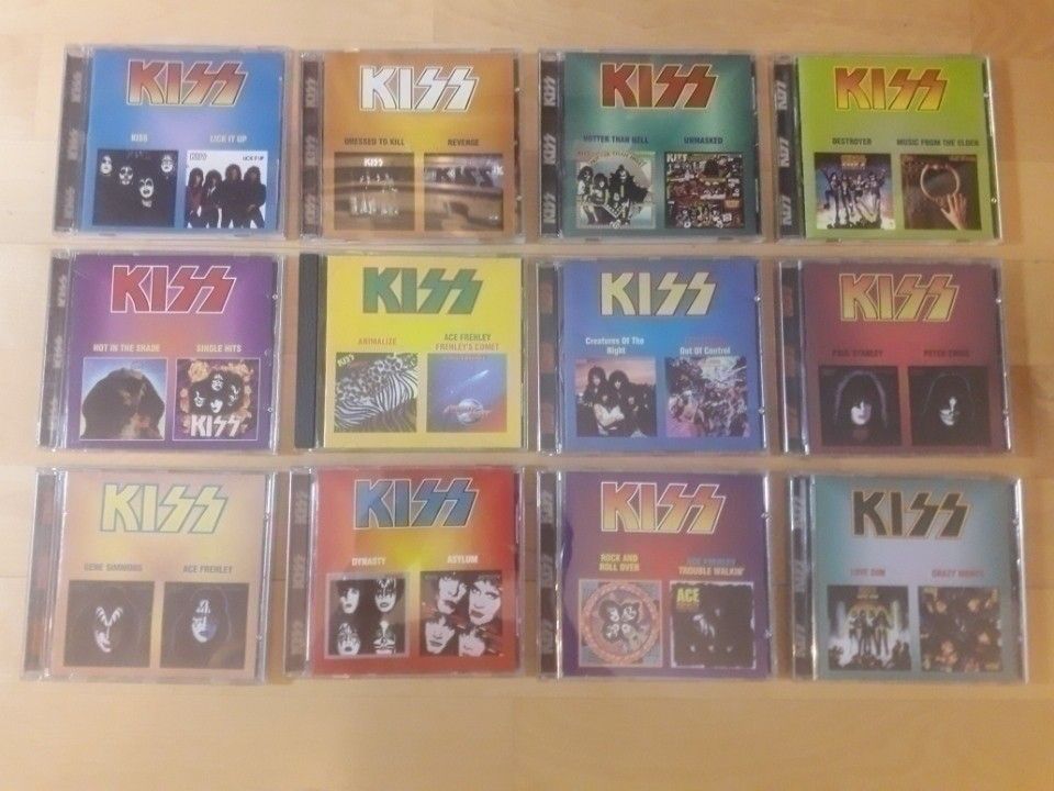 Kiss CD 2on1 Takuu. Yksi levy ( 2 albumia ) maksa 12€.
