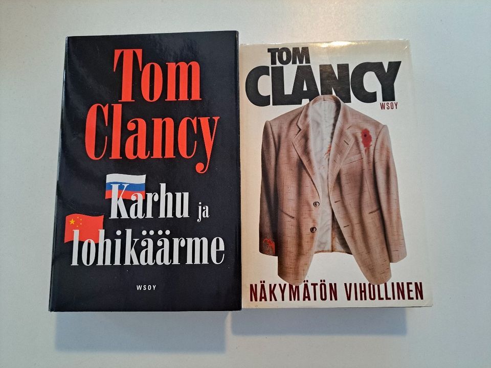 Tom Clancy kirjat (yht.4e)