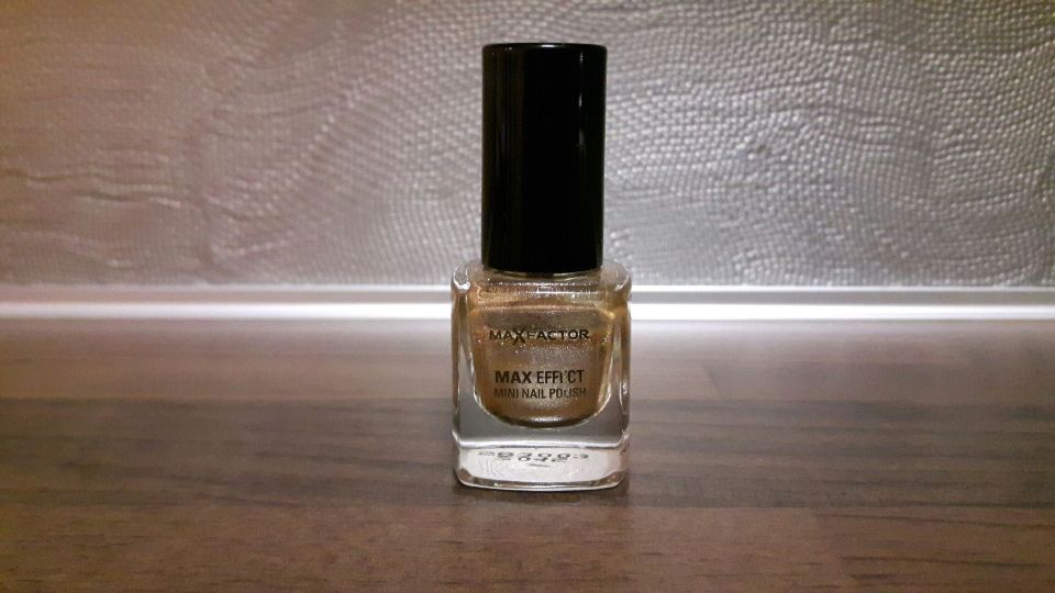 Max factor Ivory
