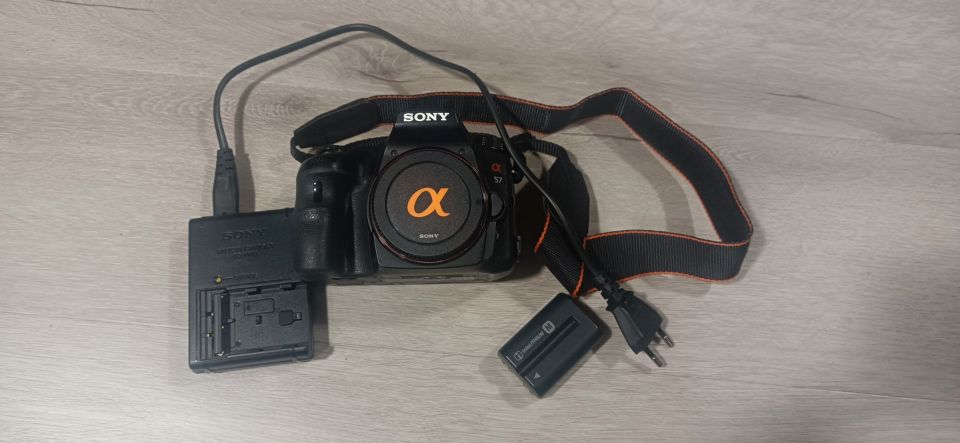 Sony SLT-a57 kamera